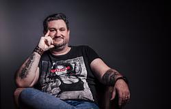 30 év után új fejezetet nyit Marc van Gale