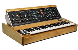 Moog: limitált szériás Minimoog Model D érkezik Bob Moog előtt tisztelegve