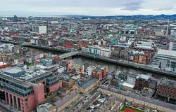 Váratlanul bezárt a Tickets.ie, fesztiválok százezres összegeket követelnek