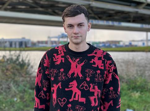 SVNX visszatér a sötét techno mélyeiből – itt a ‘Beneath It All’ EP