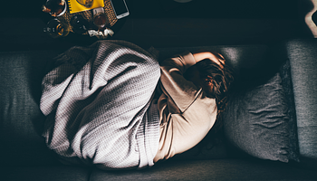 Testem ritmusa: egy dal a láthatatlan küzdelmekről