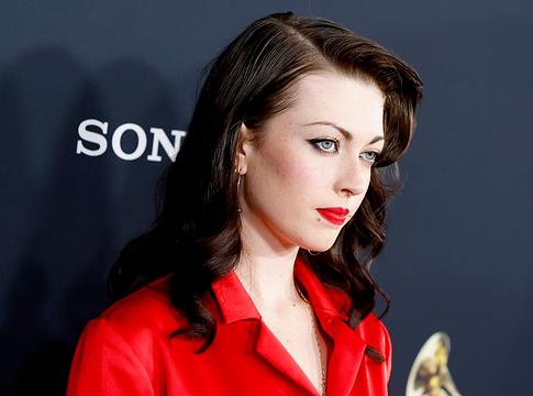 Violet Grohl: „Nem kedvelem a velem egykorú férfi zenészeket – túl nagy az arcuk”