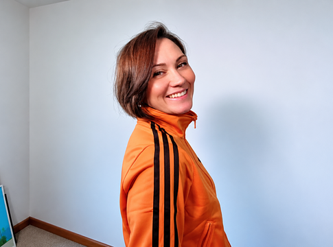 Saját kiadót indított Edele Andaya