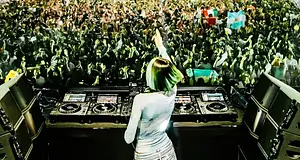 Miss Monique a Tomorrowlanden mutatta be új audiovizuális show-ját