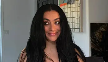 Charli XCX végül feltette a B‑oldalakat „iTunesra”