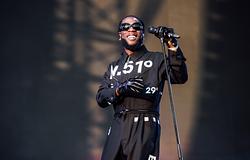Burna Boy bocsánatot kért az Afrobeats kritikájáért: „Sötét lelkiállapotból beszéltem”