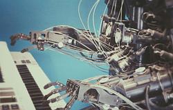 Amikor a rave zene reagál: az AI belép az élő térbe