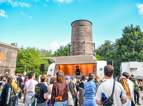 Ingyenes háromnapos techno- és house-fesztivál jön Essenben