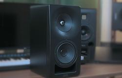 Kali Audio SM-5: belépés a high-end stúdiómonitorok világába