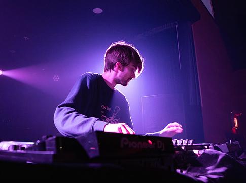 Az amerikai áttörésre készül a bass producer ROI