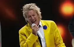 Felháborodás: Rod Stewart a World Cup-meccsen bukkant fel a San Diego-i koncert lemondása után