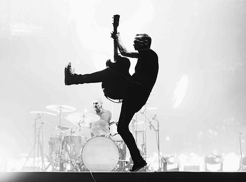 Bryan Adams három újabb aréna koncertet jelentett be az Egyesült Királyságban