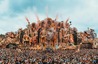 Rekordot döntött a Tomorrowland 2026: 400 ezer látogató és 233 milliós livestream