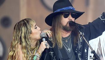 „Csak Miley” – Billy Ray Cyrus támogatja lánya új művésznevét