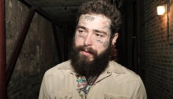 Post Malone tényleg játékba tette a 2 milliós The One Ring kártyát