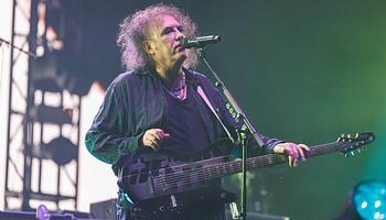 A The Cure nagyot csavart a setlisten: előkerült a Treasure és az In Your House is