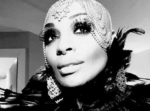 Janice Robinson újragondolja és újra kiadja a Dreamer-t