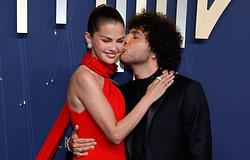 Selena Gomez és Benny Blanco Santa Barbarában mondták ki az igent