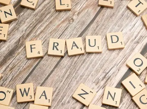 Streaming csalás milliókért: bűnösnek vallotta magát Michael Smith