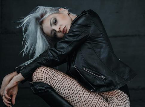 AVE: egy tartományból a német hard-techno élvonalába