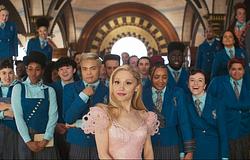 Ariana Grande ismét arra kéri a rajongókat: ne kommentálják mások testét