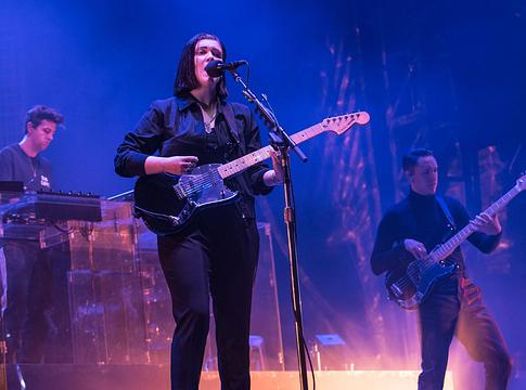 The XX visszatért: telt házas kezdés Mexikóvárosban nyolc év után