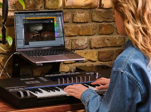 Megjelent a Massive X Player – ingyenes szintetizátor a Native Instruments-től