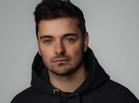 Martin Garrix helyi tehetségekkel indítja amerikai turnéját