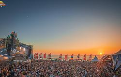 A hőség miatt módosítja programját a Luminosity Beach Festival