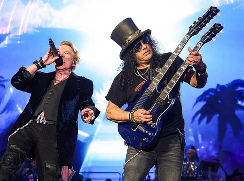 Két új dallal tért vissza a Guns N’ Roses