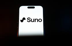 A Suno elismerte: YouTube-ról származó hanganyagokon is tanították az AI-t