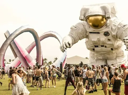 YouTube hét színpaddal és 4K-streammel tolja a Coachella 2026-ot