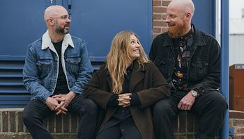 Tinlicker: február végén érkezik a Dreams of the Machine