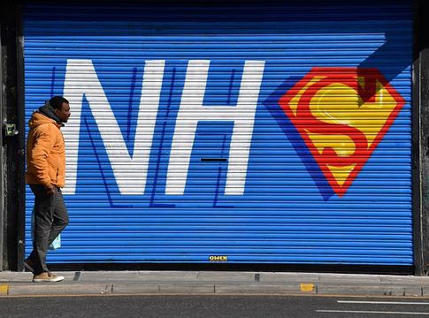 Amikor az empátia volt a közös nyelv: a Carewave felemelkedése és eltűnése