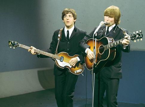 Paul McCartney búcsúzik a Höfner basszusgitárok gyártójától