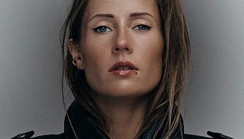 Charlotte de Witte KNTXT-je demókat vár – személyesen hallgatja végig