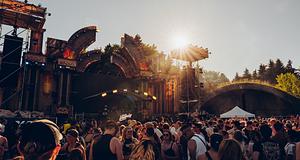 Nyárra költözik az Ikarus Festival 2027-ben