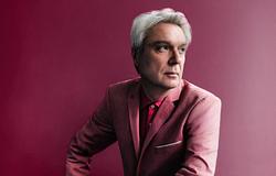 David Byrne új dallal tér vissza: She Explains Things To Me a közelgő album előfutára