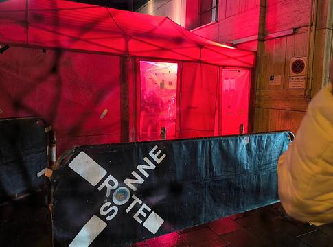 Drograzziát tartottak a müncheni Rote Sonne klubban – 20 embert őrizetbe vettek