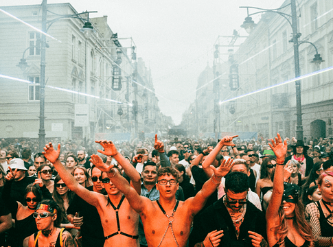 Újra dübörög a szabadság: jön a Polish Freedom Parade Łódź utcáin