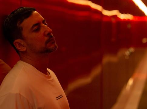 Forró ritmusok a klubokból: megjelent Thaddeus X új dala, a Feel The Heat