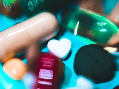 Egy volt fehér nacionalista az MDMA hatására változtatott nézetein