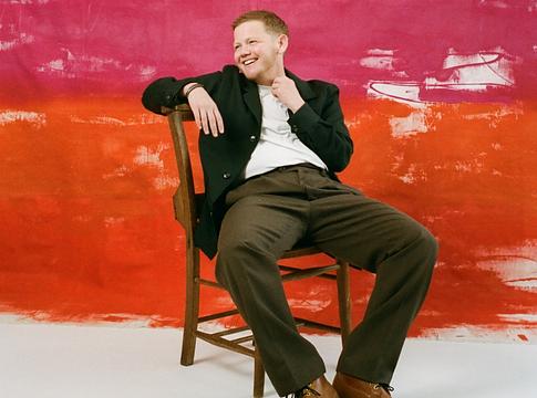 Kae Tempest új életet lehel George Michael klasszikusába: ‘Freedom! ’25’