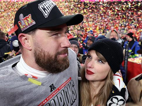 Taylor Swift és Travis Kelce kapcsolatáról is szól az új Chiefs-dokumentumfilm