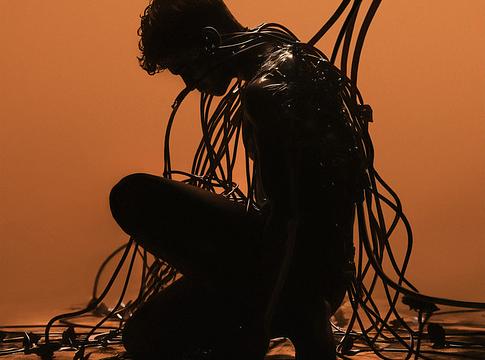 Anyma új dimenzióba lép: megjelent az „Out Of My Body” EJAE közreműködésével