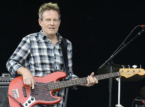 John Paul Jones stúdiófelszerelései kalapács alá kerülnek