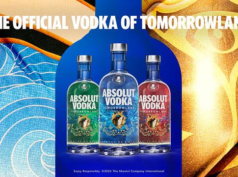 A Tomorrowland 2026 főszínpadát sejtetik az új Absolut-palackok