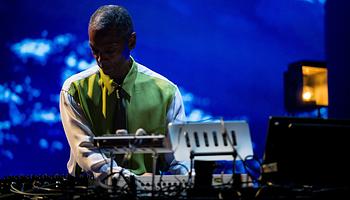 Jeff Mills nem fél az MI-től, de a zenéjét továbbra is maga készíti