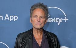 Nem állhat bíróság elé Lindsey Buckingham feltételezett zaklatója