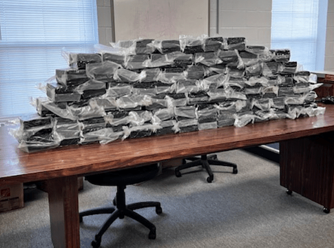 Véletlen drogfuvar Indiana egyik kamionparkolójában